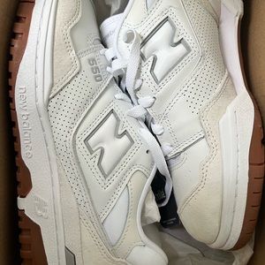 NEW BALANCE 550-white/beige colour 8.5 US women’s/ 7 mens